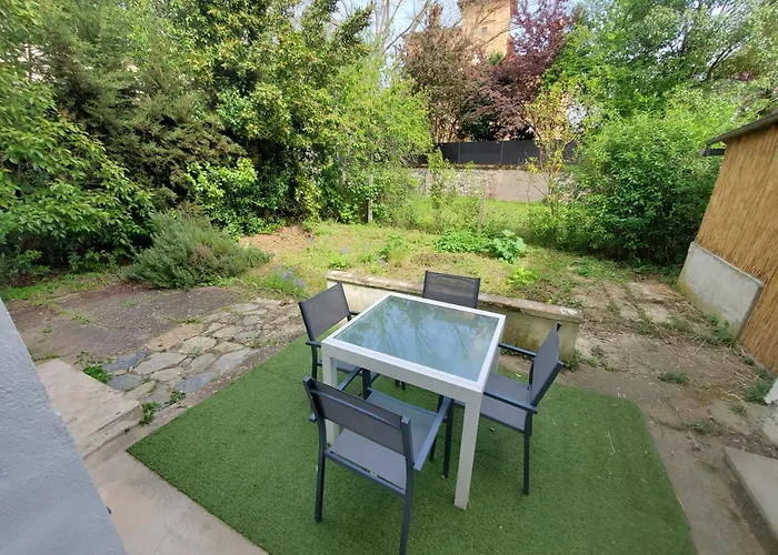 Joli Appart 2 Chambres En Centre Ville - Parking Et Jardin